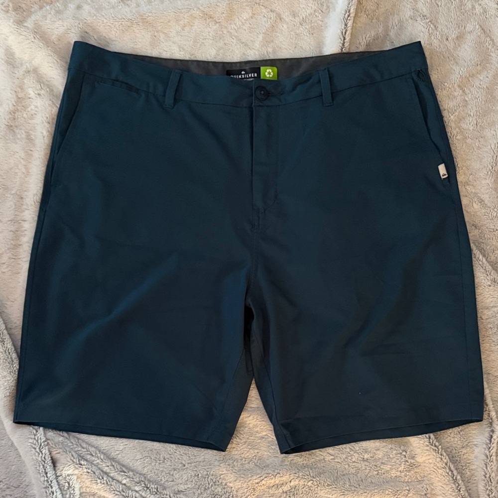 Quiksilver Dark Blue Men's Flat Front Shorts